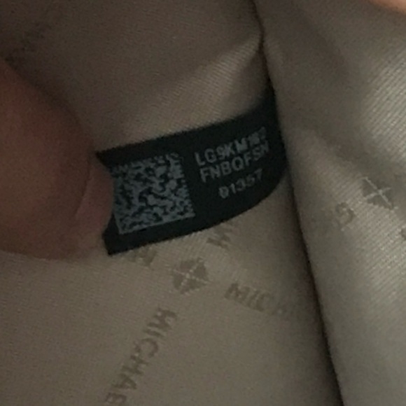 🌼Michael Kors Set - Picture 14 of 16